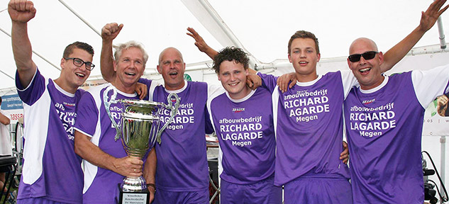 Het team van Richard Lagarde won ook in 2015 het beachvolleybaltoernooi van De Maasruiters Megen